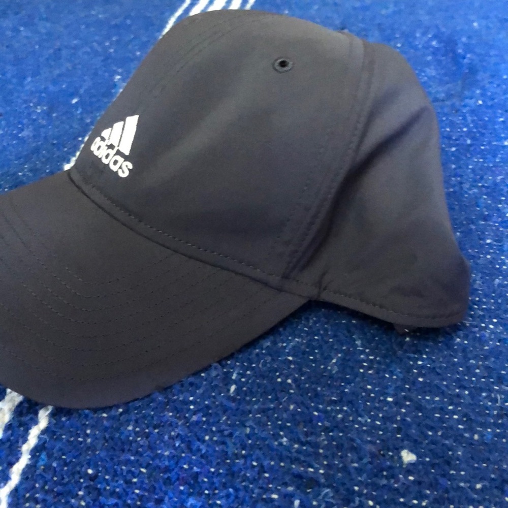Adidas unisex sports hat